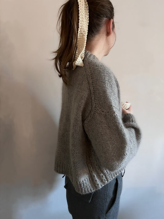 Made Shorter Sweater - English